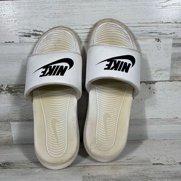 Nike Womens CN9675-100 Slide Sandals Logo Black White Slip On Comfort Size 13 - Picture 5 of 7